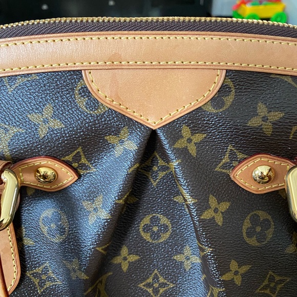 Louis Vuitton Tivoli GM - Picture 10 of 16